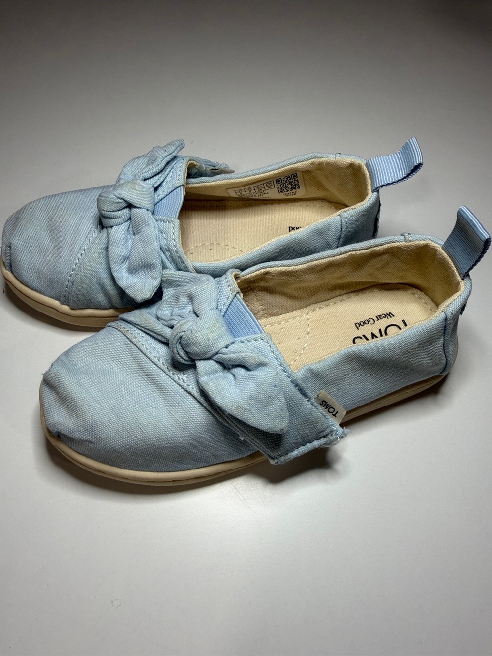 TOMS Kids Light Blue Knotted Canvas Slip-Ons